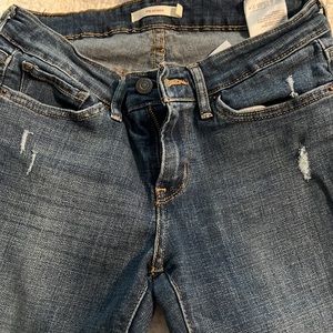 Levi’s 711 Skinny Jeans size 27